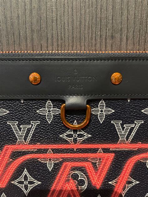 Louis Vuitton Pochette Apollo bag 